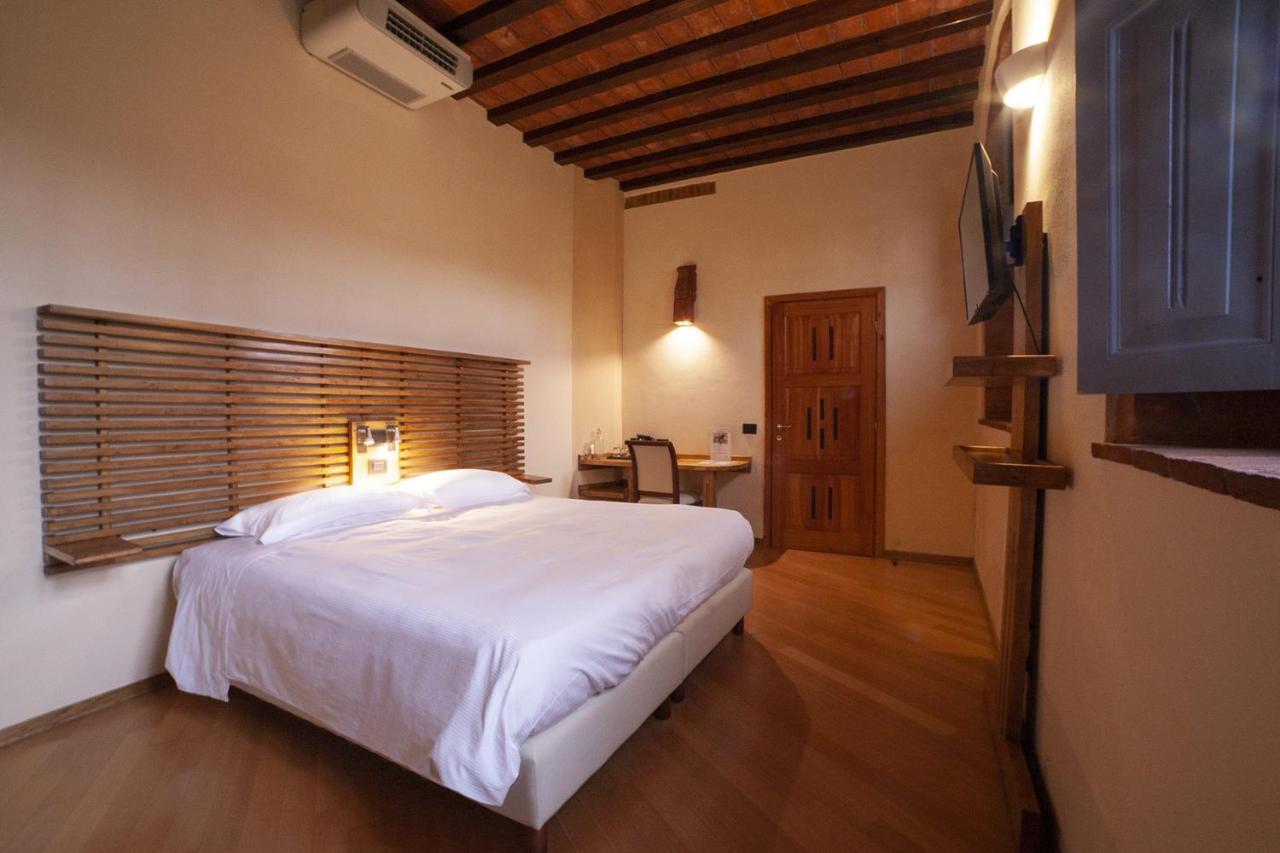 Agriturismo Cascina Farisengo Stagno Lombardo Eksteriør bilde