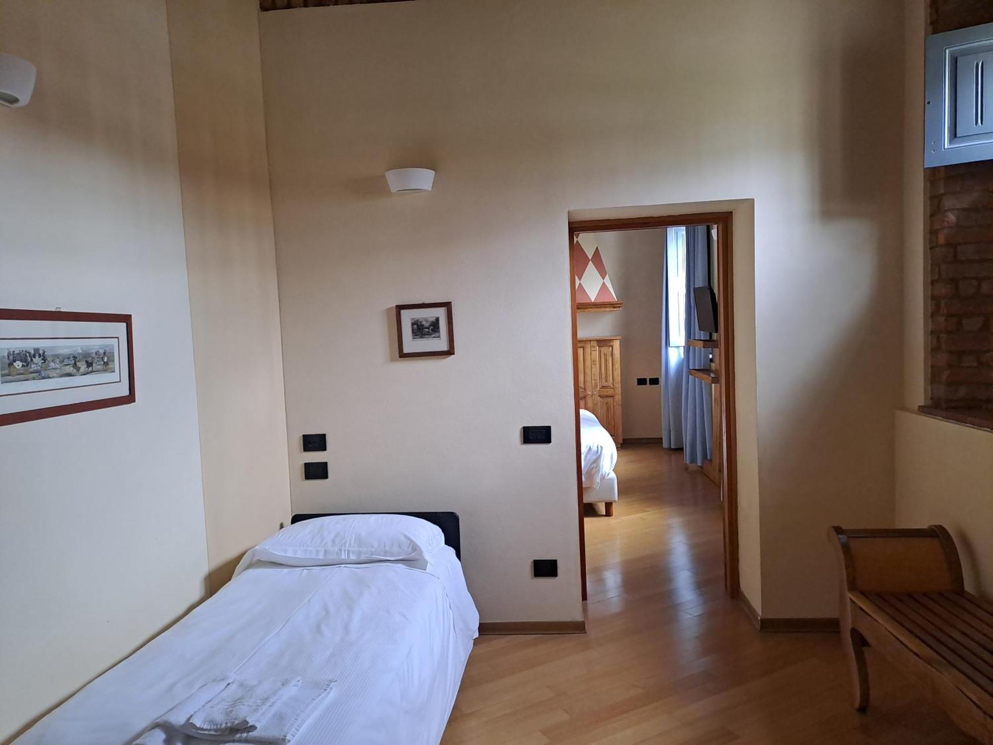 Agriturismo Cascina Farisengo Stagno Lombardo Eksteriør bilde