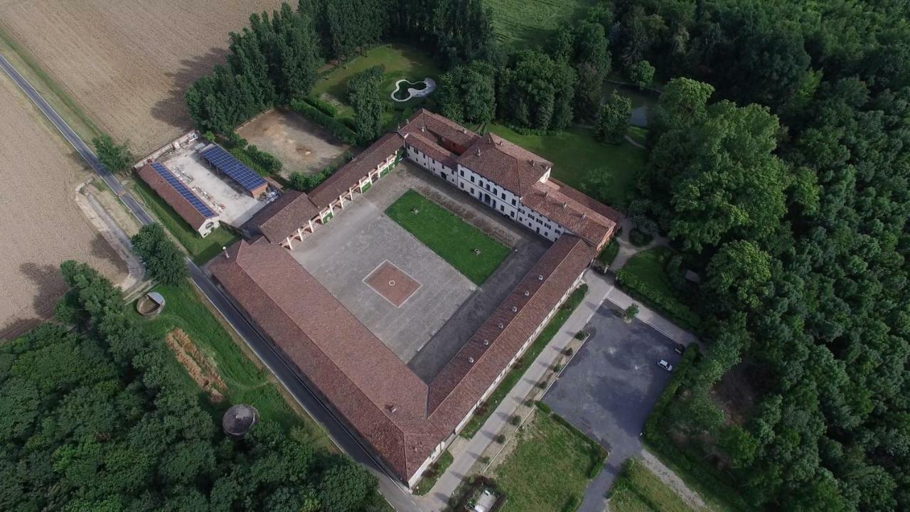 Agriturismo Cascina Farisengo Stagno Lombardo Eksteriør bilde
